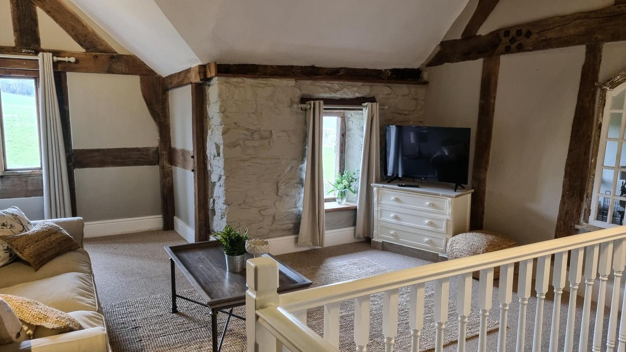 The Threshing Barn At Penrhos Court Vila Kington  Quarto foto