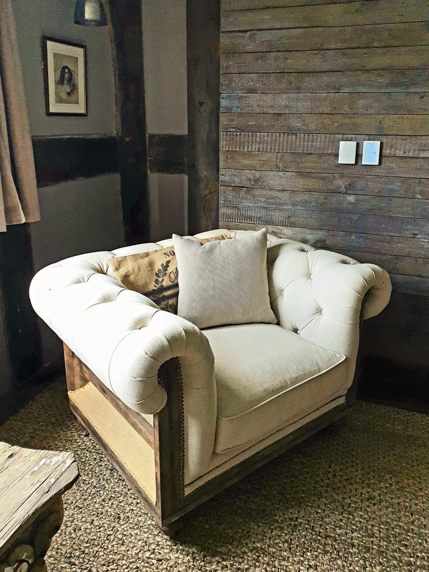 The Threshing Barn At Penrhos Court Vila Kington  Quarto foto